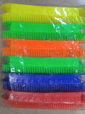 Plastic brush S